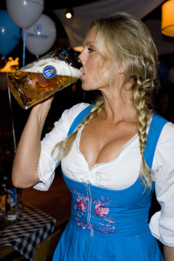 Pretty blonde wench loves her beer