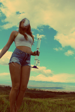 Stoner Girls are the Hottest