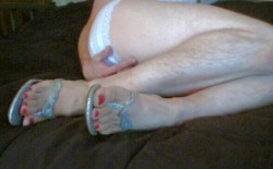 Pink tootsies :) and yucky hairy legs :(