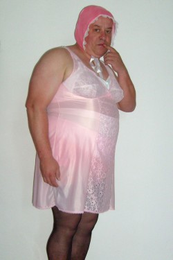 Fat sissy posing