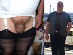 A “strong man” and his tiny sissy clit