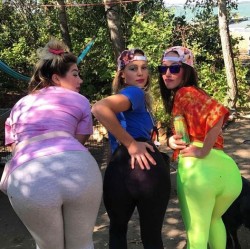 80s party girls rocking leggings and visible panty lines too!