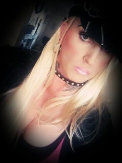 stewart headley as sissysuzylee