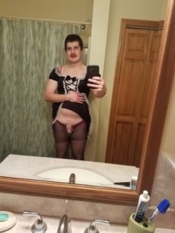 Sissy maid looking for work