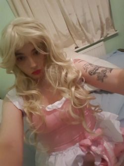 Horny sissy wants hard cock