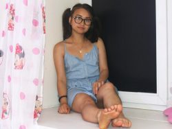 Worship Pretty Asian Feet