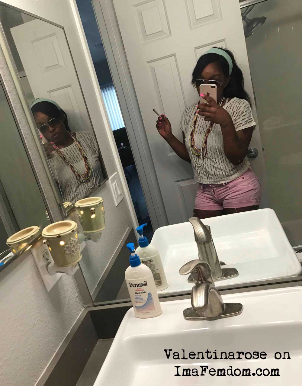 Mistress Rose Cuckolding and Draining White Boys