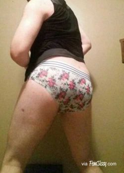 Does my ass look dickable in these panties?