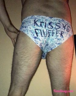 Krissy’s naughty sissy dick fluffer