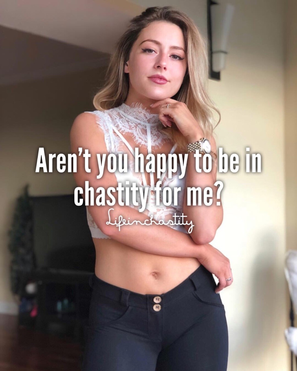 You love being locked in chastity for me - Freakden