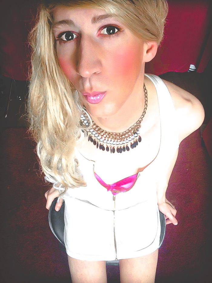 Hi I am a 27 year old Fagot who likes to dress as a sissy slut. Nobody knows I am doing this and ...