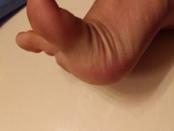 Wow my big toe looks like your boner