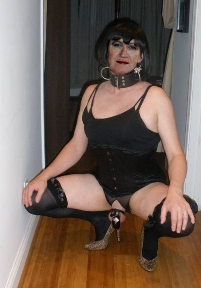 Crossdressing Cuckold