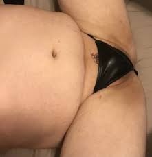 Cuckold in leather panties and ready to be fucked
