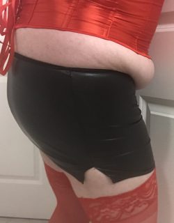 Leather skirt, corset, and stockings, ready to be used by any and all Bulls and Tops