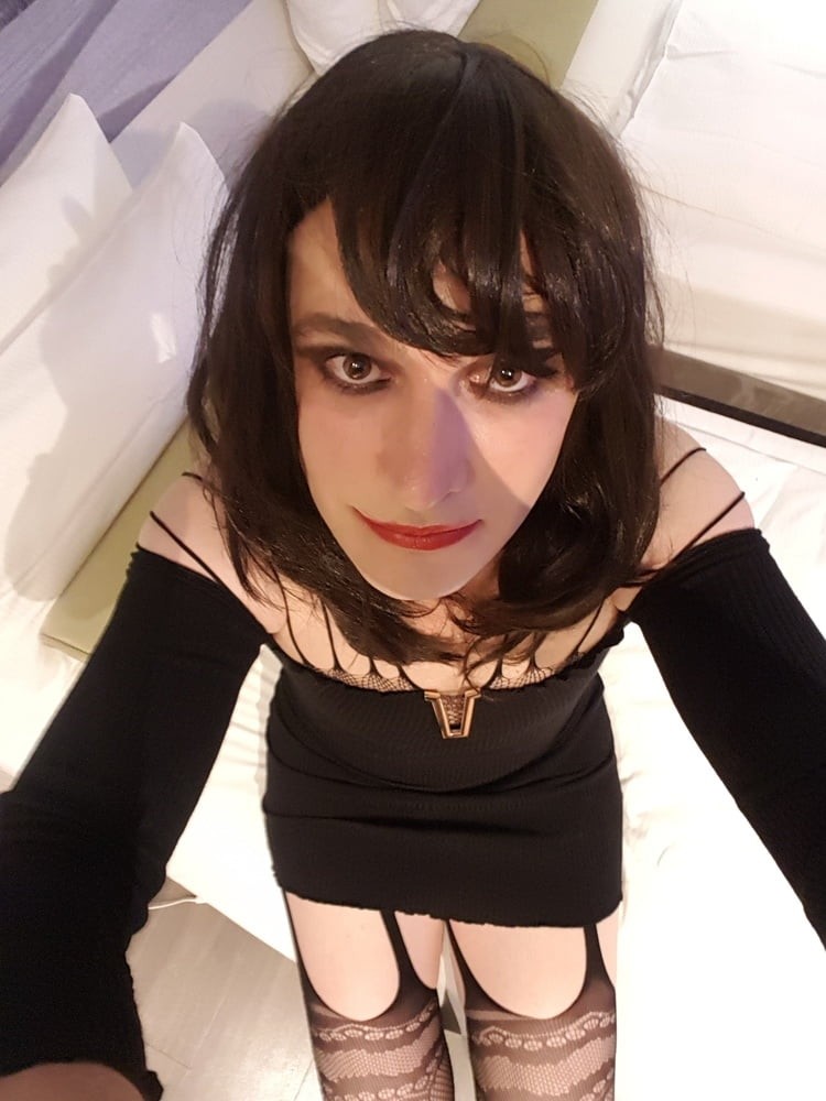 Simonatv18 exposed sissy whore