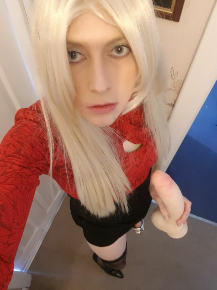 Sissy in red Sarah Matthew