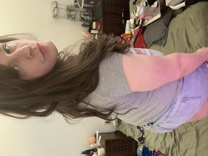 Adrianna likes to show off her ass to alphas