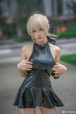 Beautiful Marisa Kardashian in her hot sexy latex outfits.