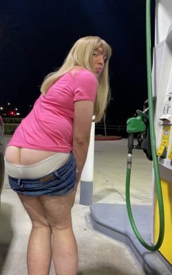 Sissy Pumping Gas and Wanting Dick Up My Ass