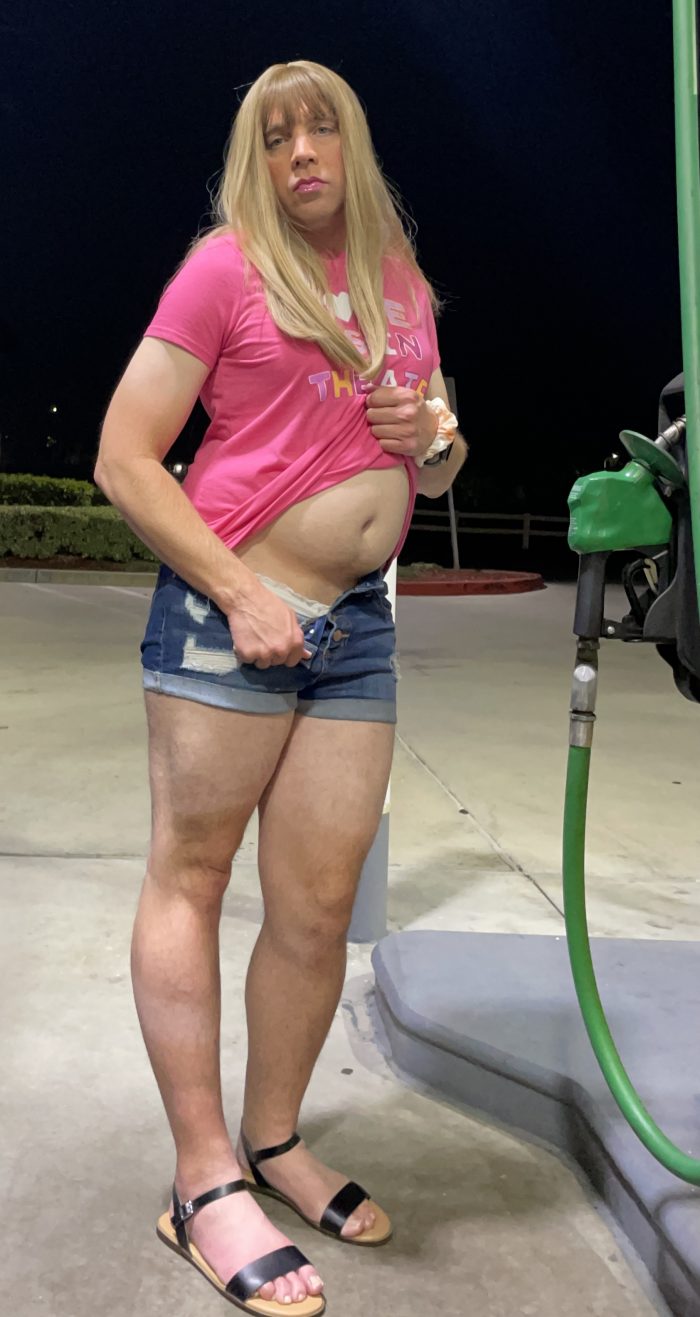 Sissy Pumping Gas and Wanting Dick Up My Ass