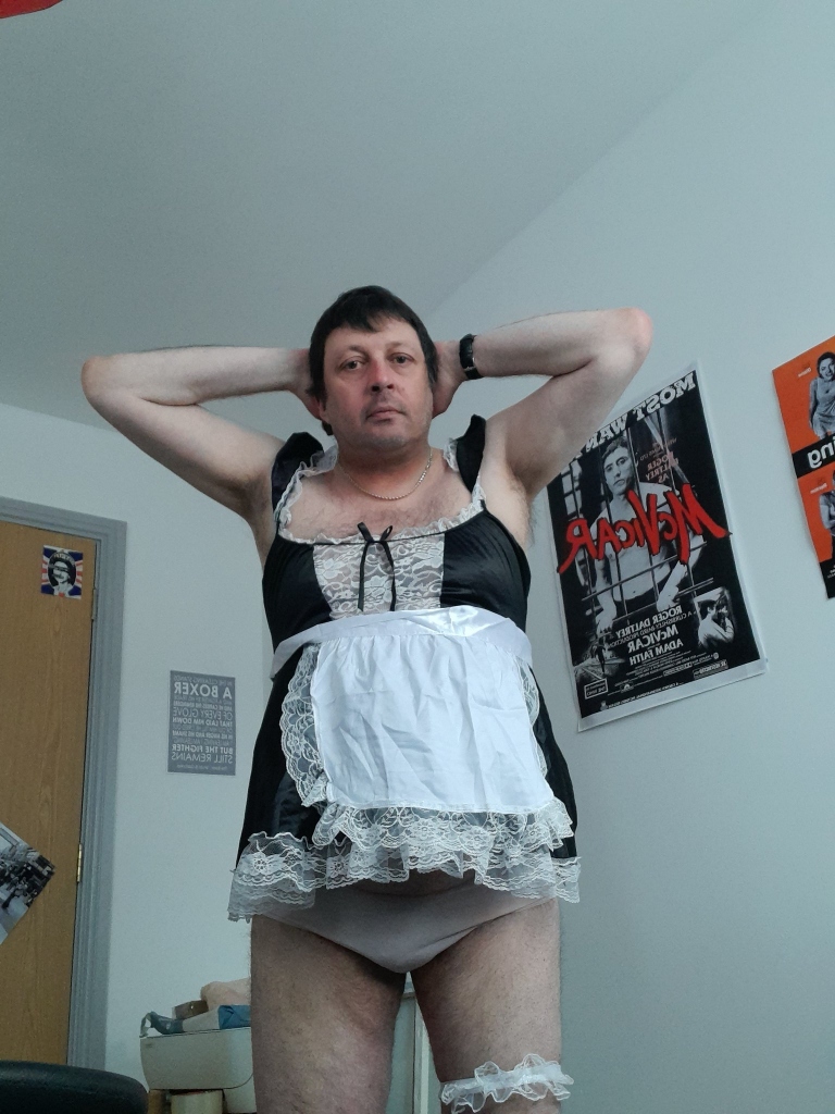 Sissy rob dodds wants to stay exposed on rhe Internet forever let’s help him out