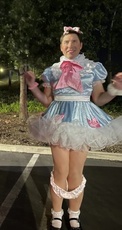 Mark Forced out In Public to Pose in her Sissy Best and No Wig
