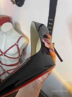Latex mistress compares heels to your small boner