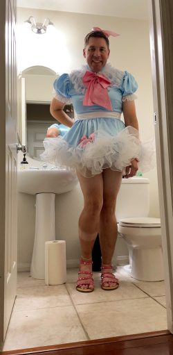 Emasculating Sissy Maid Time