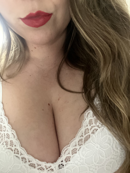 Married findom cams with pay pigs when hubby is gone