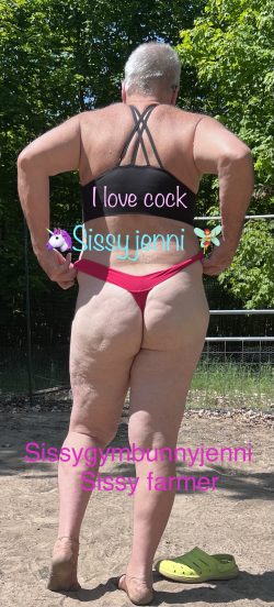 Sissyjenni the sissy farmer