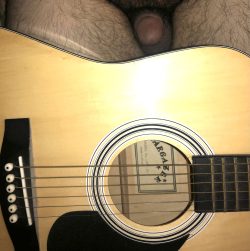 Musician Champ Hercules Exposing His Small Penis While Playing Guitar 🎵