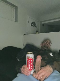 Got that beer can for ya little pussy