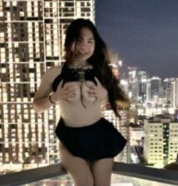 Asian virtual girlfriend loves having her body worshiped
