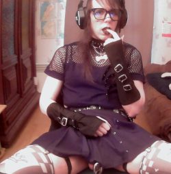 Who wants to play a video games?