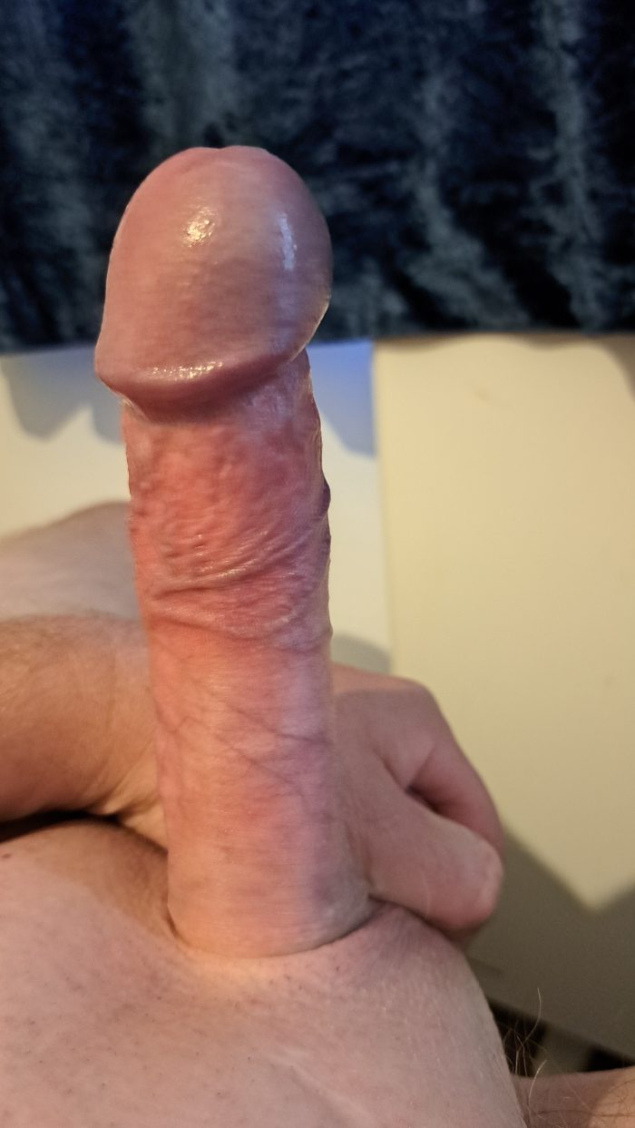 Love giving my balls a good hard squeeze