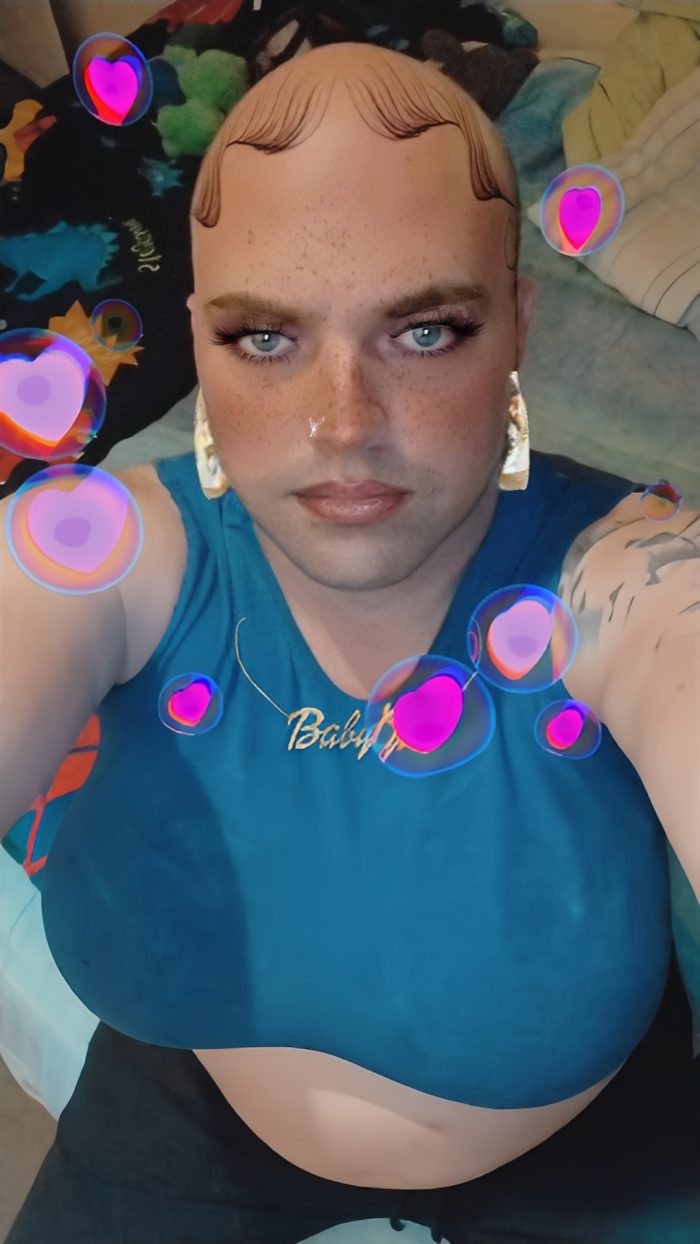 Pretty shemale
