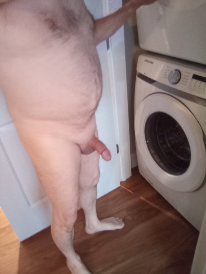 I like to iron naked