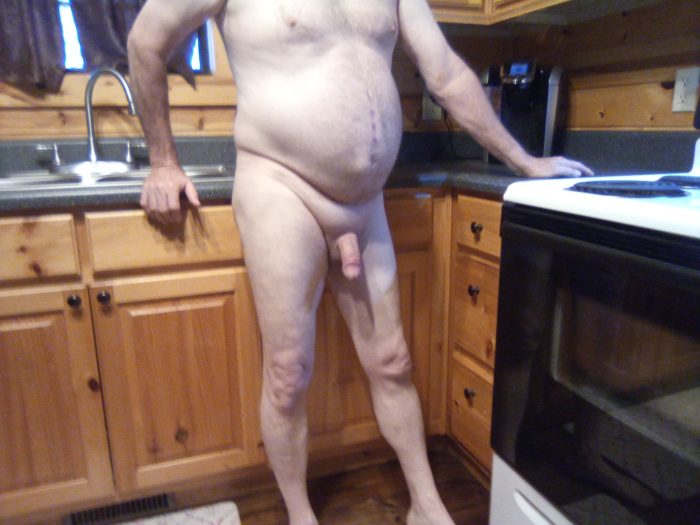 I like to iron naked
