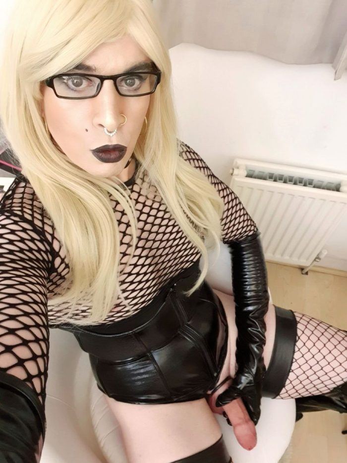 Goth bitch