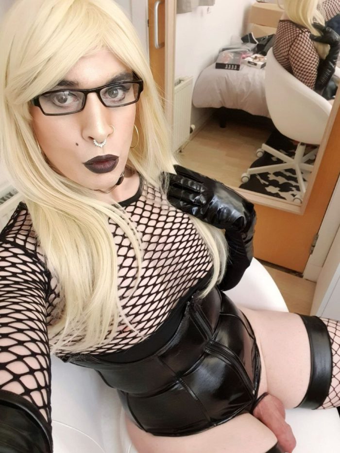 Goth bitch