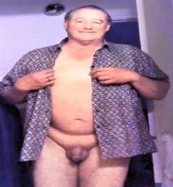 HOMOSEXUAL PUTA Jorge Rodriguez *tiny cock*