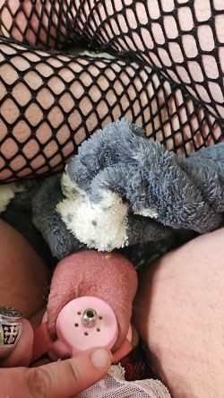 Sissy cindy leggs exposing herself for Master