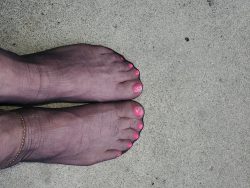Pretty toes