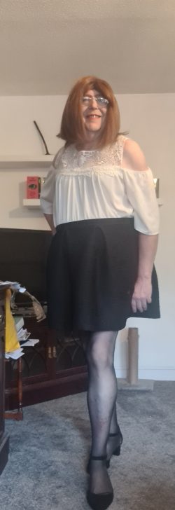 Julie ready for night out