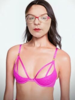 Tvcarole sissy faggot 💕