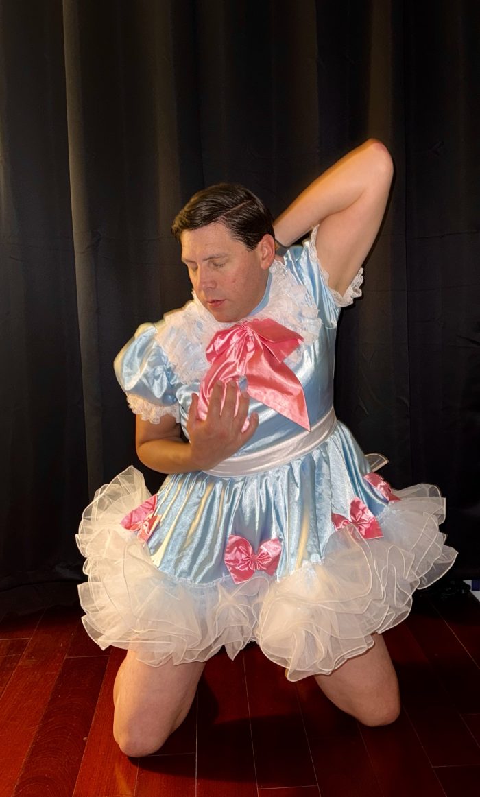 I am a gay sissy faggot