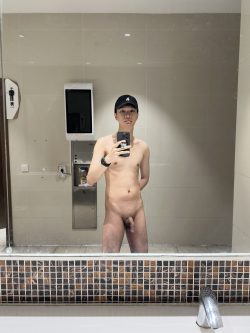 Asian faggot huang tianming
