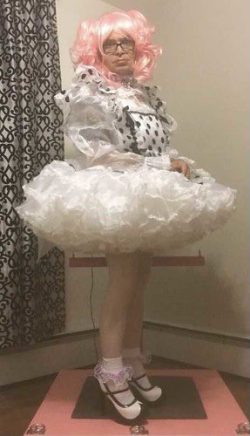 Black and white polka dot Sissybrianna