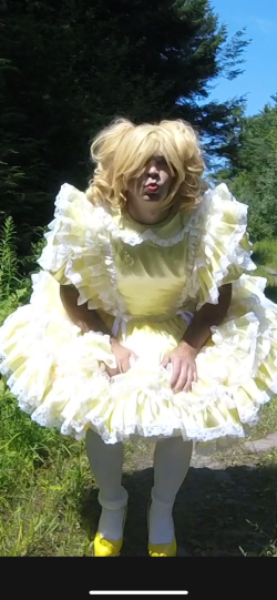 Sissybrianna’s outdoor exhibit